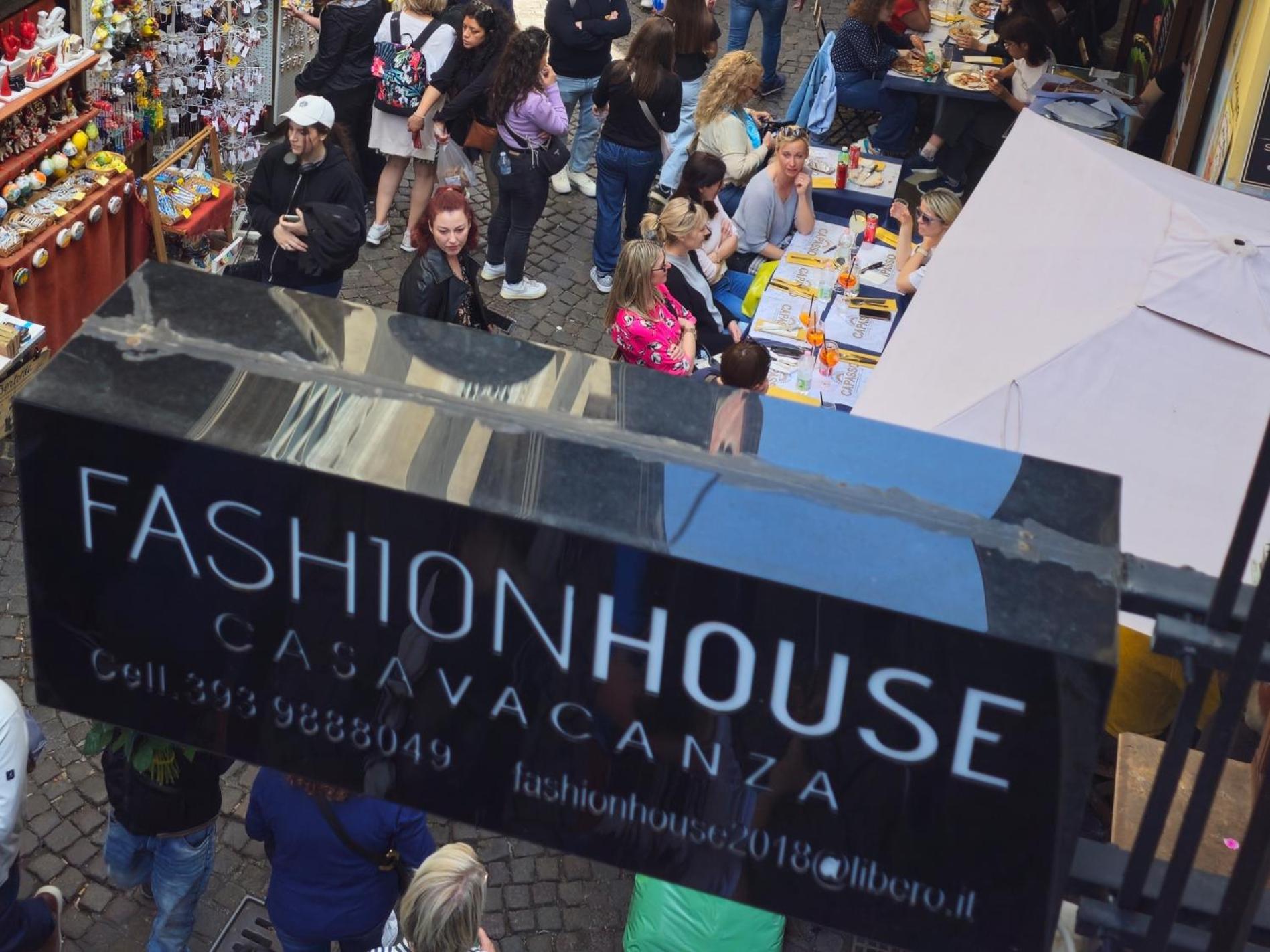 Fashion House Spaccanapoli Екстериор снимка